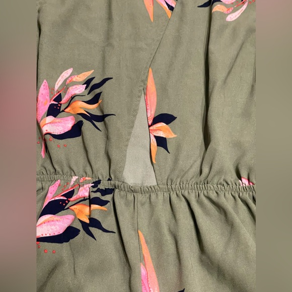 🌴🌸A New Day Romper Womens Medium Green Pink Floral Romper Sleeveless Pockets - Picture 12 of 13
